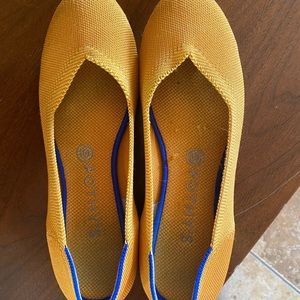 Rothys size 9 flats